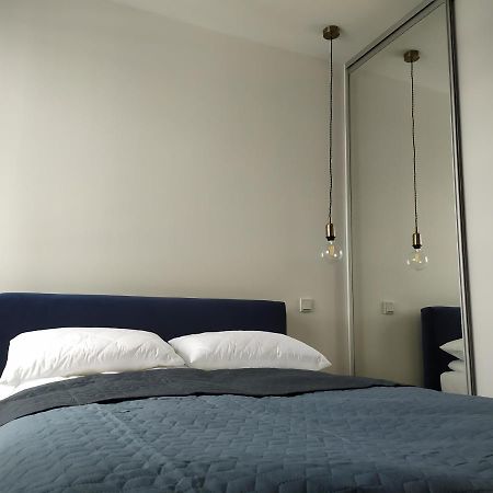 Kraków Navyblue Luxury&Home Office Friendly Apartment by M&P Cracóvia Exterior foto
